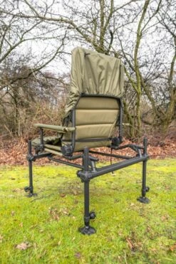 Korum Universal Waterproof Chair Cover -Spro Verkoop k0300025 universal waterproof chair cover ls 06