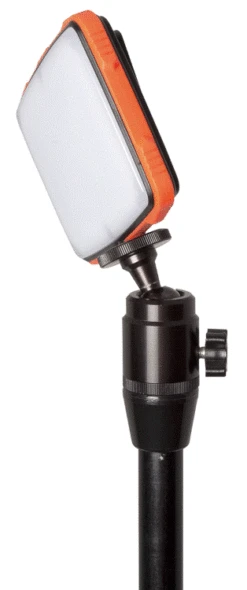 Fox Halo Photography Light -Spro Verkoop photography light on tripod 002